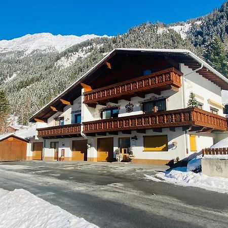 Haus Marita Apartment Sankt Leonhard im Pitztal Bagian luar foto