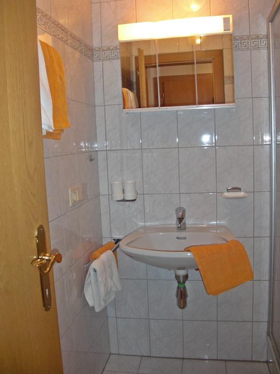 Haus Marita Apartment Sankt Leonhard im Pitztal Ruang foto